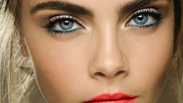 Coloured eyeliner for on sale blue eyes